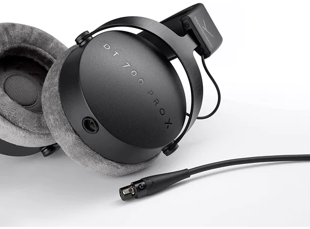 Beyerdynamic DT 700 PRO X Over-ear hodetelefon - Lukket 