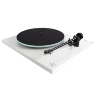 Rega Planar 2 Platespiller - Hvit