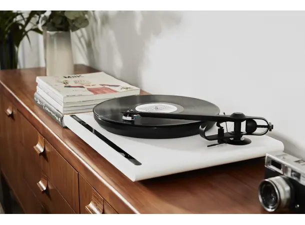 Roksan Attessa Turntable - Hvit Platespiller 
