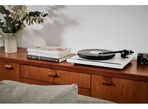 Roksan Attessa Turntable - Hvit Platespiller 