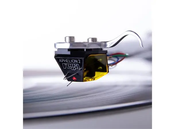 Rega Planar 10 u/pickup Platespiller - Sort 