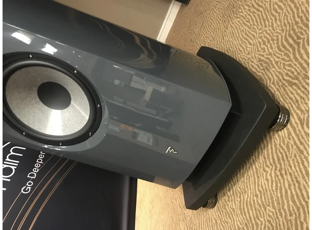 IsoAcoustics Gaia Titan Cronos høyttalerføtter