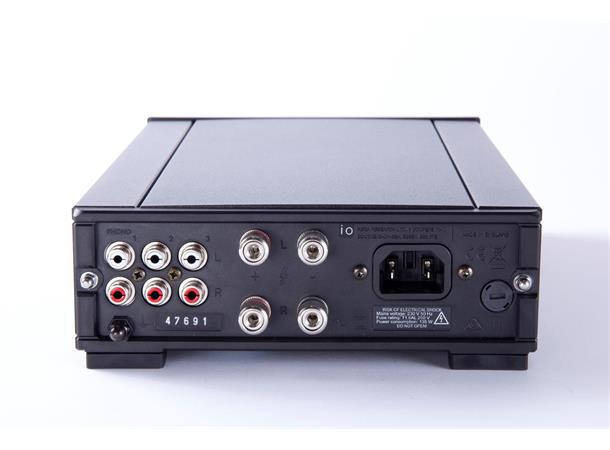 Rega IO og Klipsch RP-500M - stereopakke
