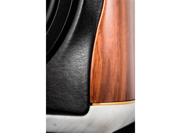 Sonus Faber Electa Amator III, valnøtt 2 veis høyttaler, inkludert stativ 