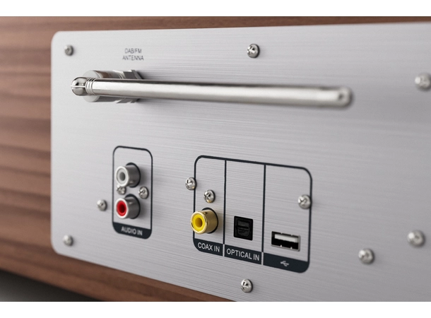 Pinell Supersound 901 - Hvit Dab-radio med CD, Bluetooth og Wi-Fi 