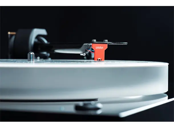Pro-Ject X2 B - Valnøtt Platespiller med balansert utgang 