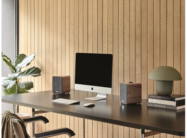 Ruark MR1 Mk3 - Rich Walnut Bluetooth-høyttalere 
