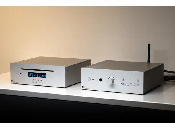 Pro-Ject Maia DS3 - Sølv Integrert stereoforsterker 