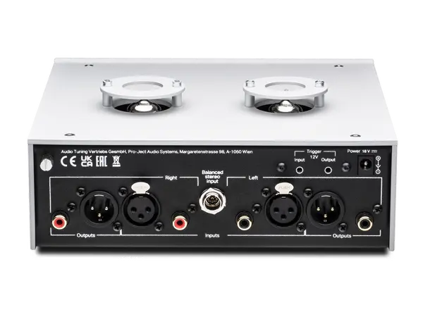 Pro-Ject Tube Box DS3 B - Sort Balansert RIAA-trinn med rør 
