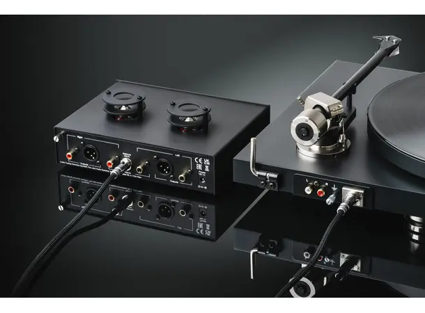 Pro-Ject Tube Box S3 B - Sort Balansert Riaa-trinn med rør - MM/MC 