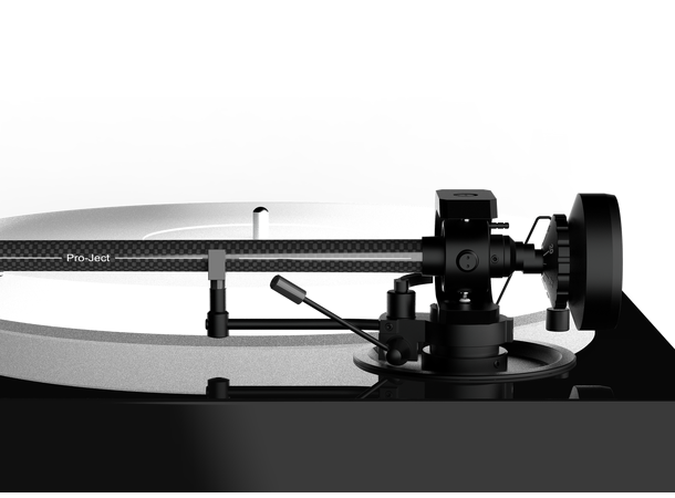 Pro-Ject X1 B - Hvit høyglans Platespiller med balansert utgang