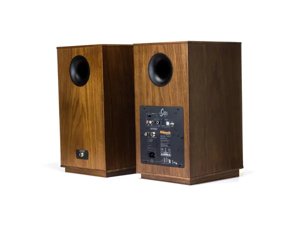 Klipsch The Sixes / Pro-Ject Debut E Aktiv høyttaler og platespiller Valnøtt 
