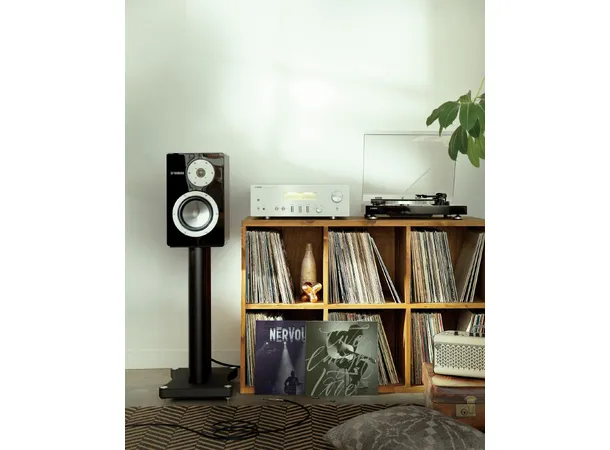 Yamaha A-S1200 - Sølv Integrert stereoforsterker 