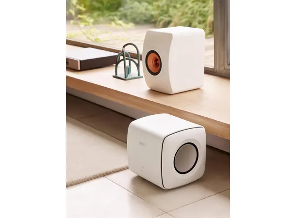 KEF KC62 - Hvit Subwoofer 2 x 6,5" 