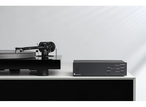 Pro-Ject Phono Box S3 B - Sort Balansert MM/MC RIAA-trinn 