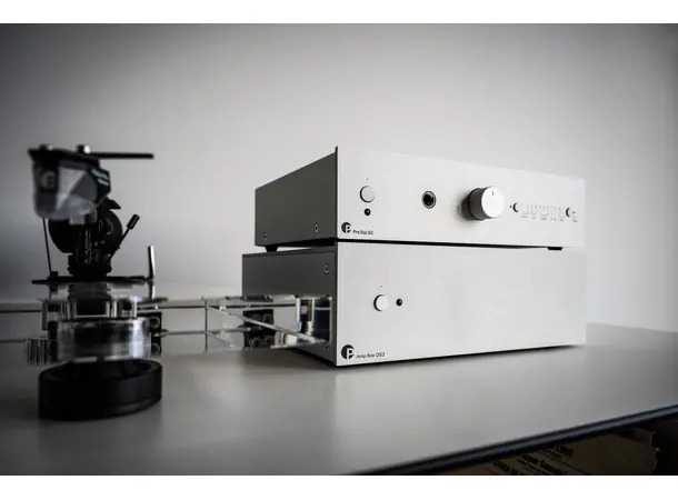 Pro-Ject Pre Box S3 - Sølv Kompakt forforsterker med HDMI 