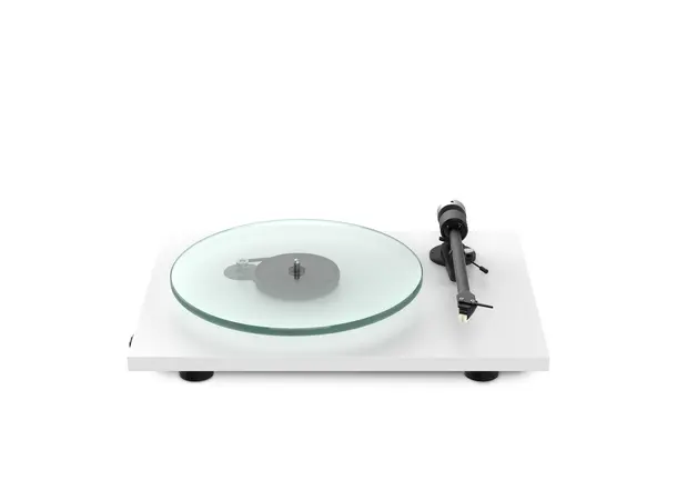 Pro-Ject T2 - Hvit Platespiller med Sumiko Rainier 