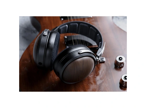 FiiO FT1 - DEMO Over-ear hodetelefon - lukket 