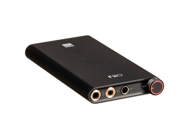 FiiO Q3 MQA Bærbar hodetelefonforsterker med DAC