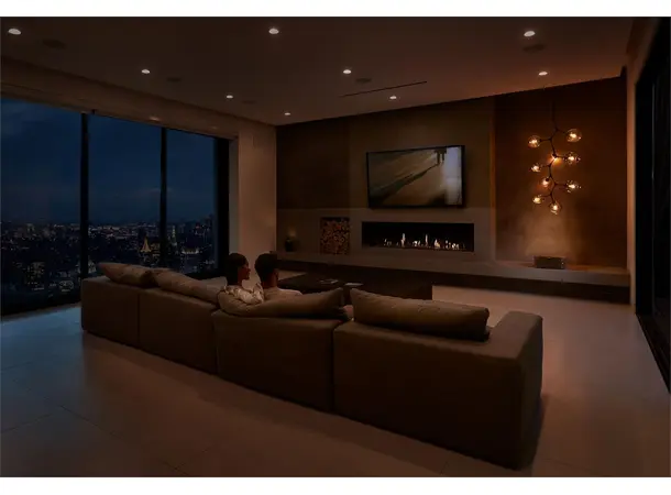 Marantz Cinema 40 - Sort Hjemmekinoreceiver 