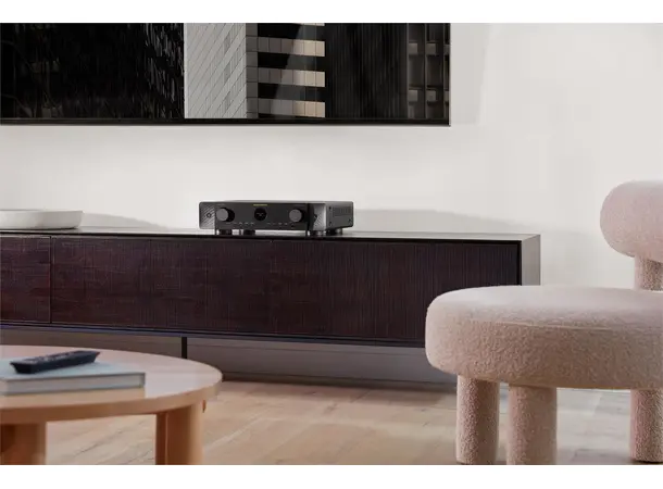 Marantz Cinema 70s - Sort Hjemmekinoreceiver - Slimline 
