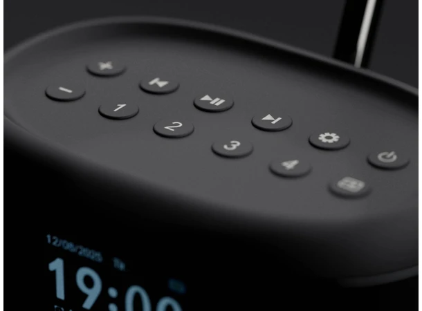 Pinell Compact PLUS - Sort Bærbar DAB+ radio med oppladbart batteri 