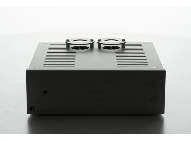 Pro-Ject Amp Box RS2 - Sort High-end effekforsterker 