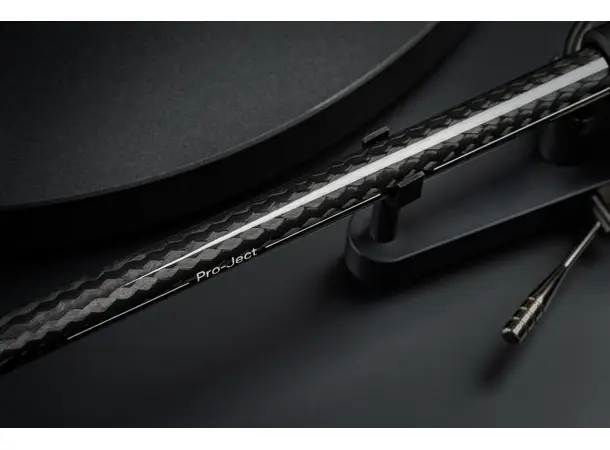 Pro-Ject Debut PRO B - Sort Platespiller med balansert utgang 