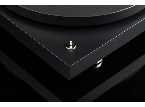 Pro-Ject Debut PRO B - Sort Platespiller med balansert utgang 