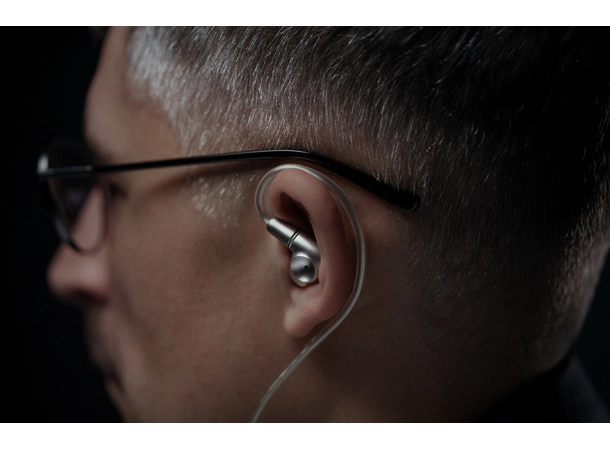 Meze Astru Ørepropper - Dynamisk driver - Lukket 