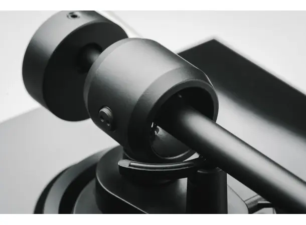 Pro-Ject E1.2 BT - Valnøtt Platespiller med Riaa-trinn og Bluetooth 
