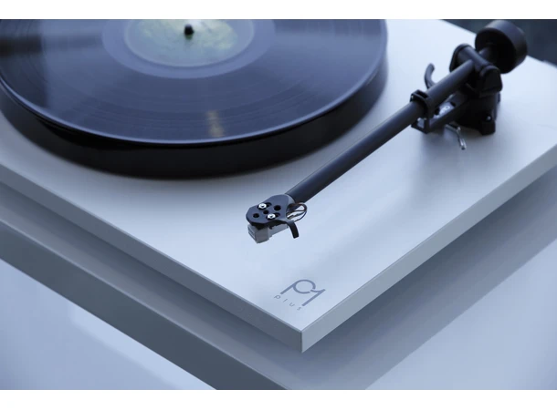 Rega Planar 1 Plus Carbon platespiller