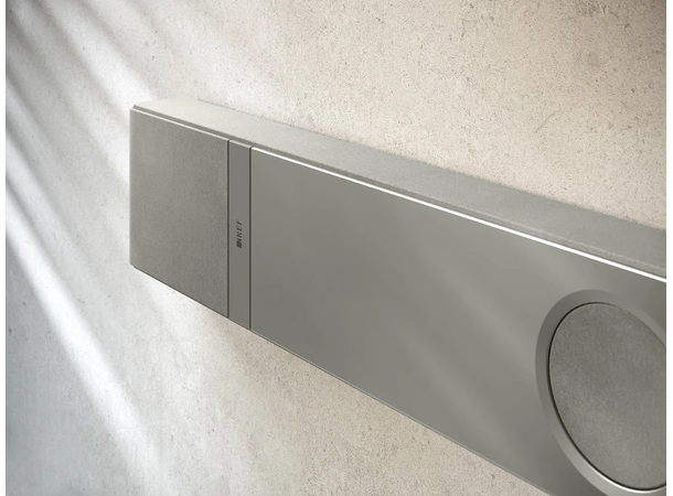 KEF XIO - Sølvgrå High-end lydplanke med rå lyd 