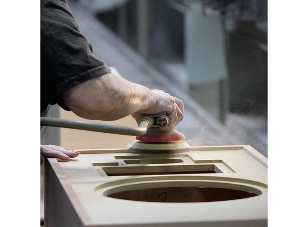 Klipsch Forte IV - hornhøyttaler