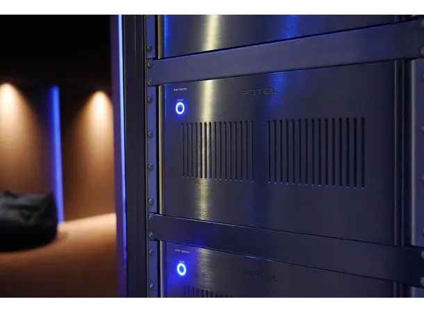 Rotel RMB-1585 MKII - Sort Effektforsterker 5 kanaler 