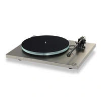 Rega Planar 6 RS Nd9 Platespiller med Neo MKII strømforsyning