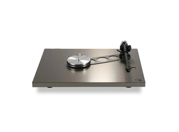 Rega Planar 6 uten pickup - Sort