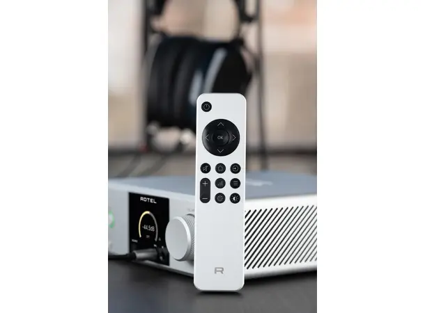Rotel DX-3 - Sølv Hodetelefonforsterker m/DAC 