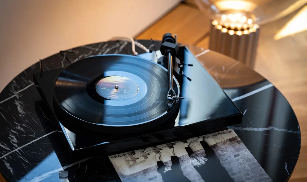 platespiller pro-ject debut evo 2 lifestyle med 