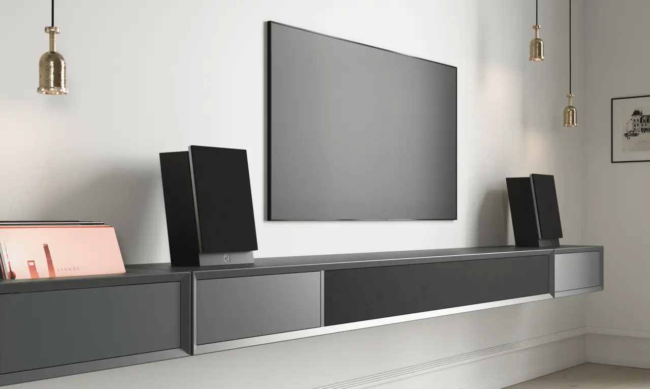 System Audio Legend Silverback 1 lifestyle i stue med tv