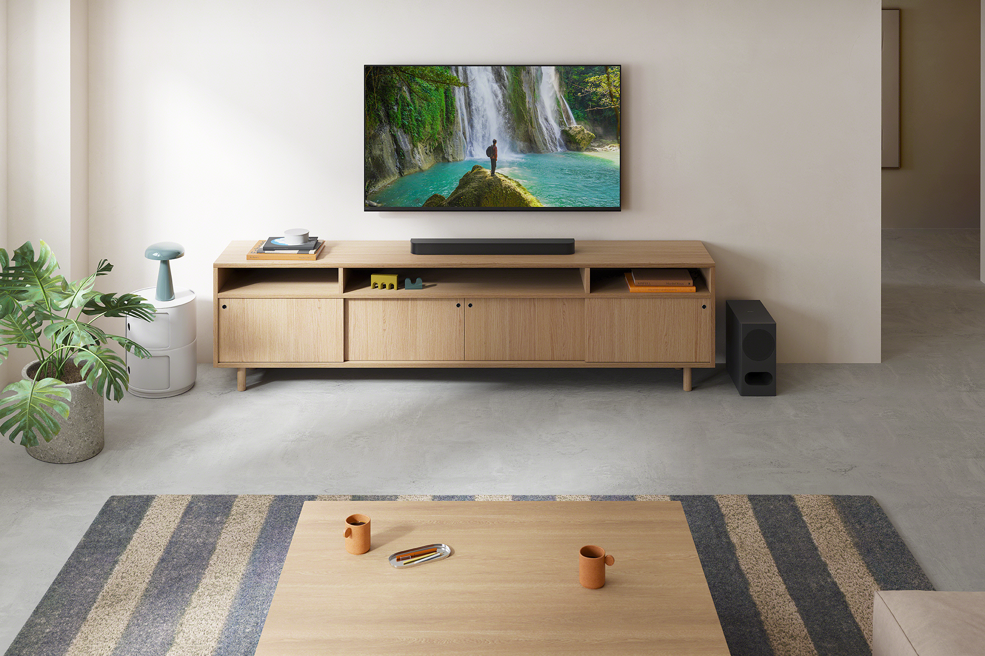 Sony Bravia Theatre Bar 5 lydplanke med subwoofer, trådløs hjemmekino i stue