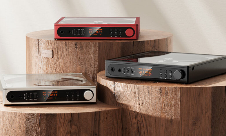 FiiO DM15 R2R portabel cd spiller i sølv, sort og rød.