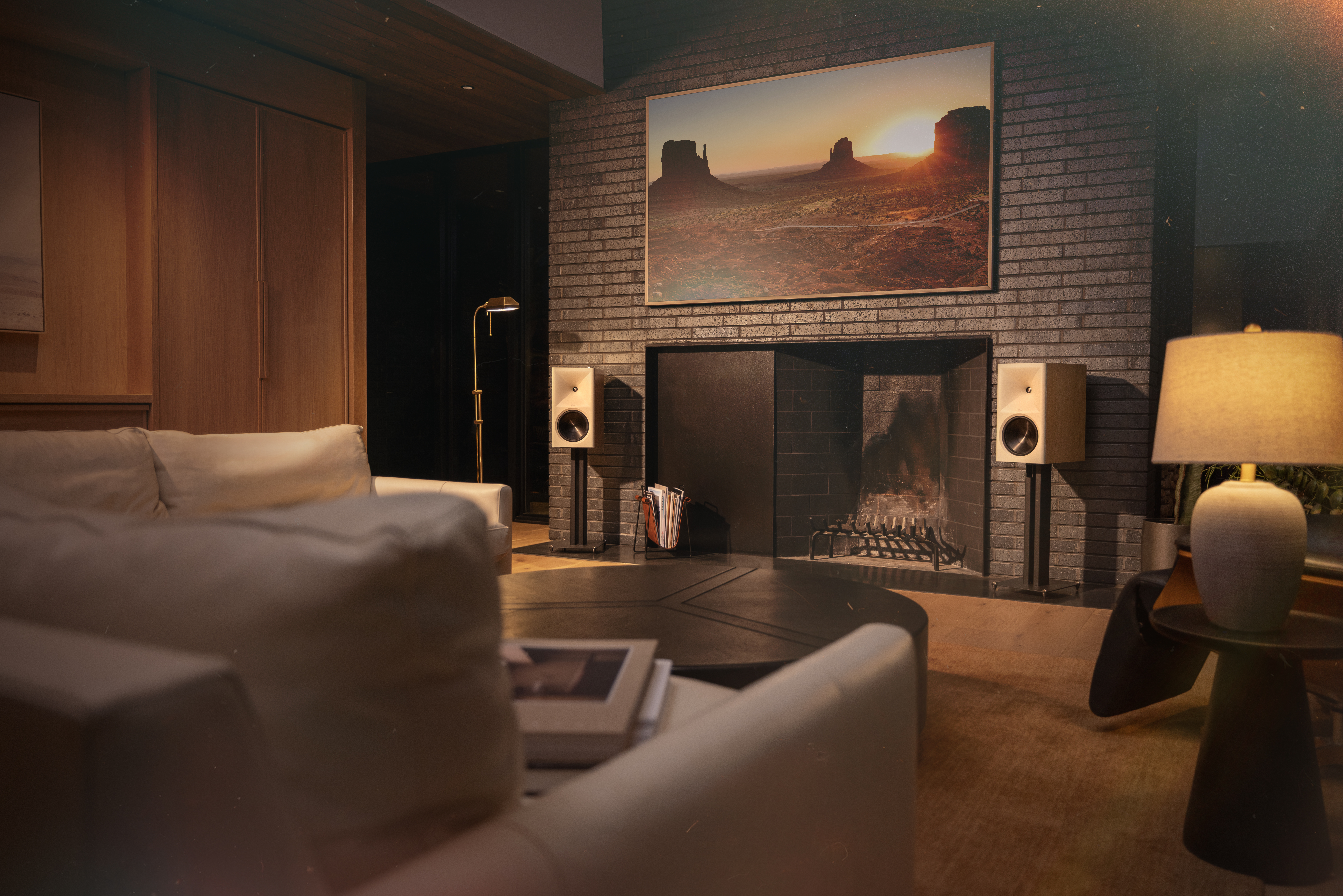 Klipsch The Nines II lifestyle bilde i stue musikk