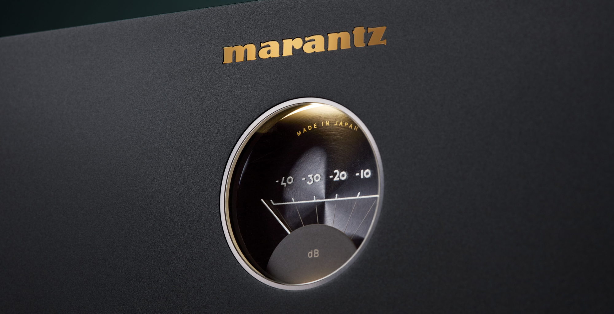 Marantz AMP 20 lifestyle