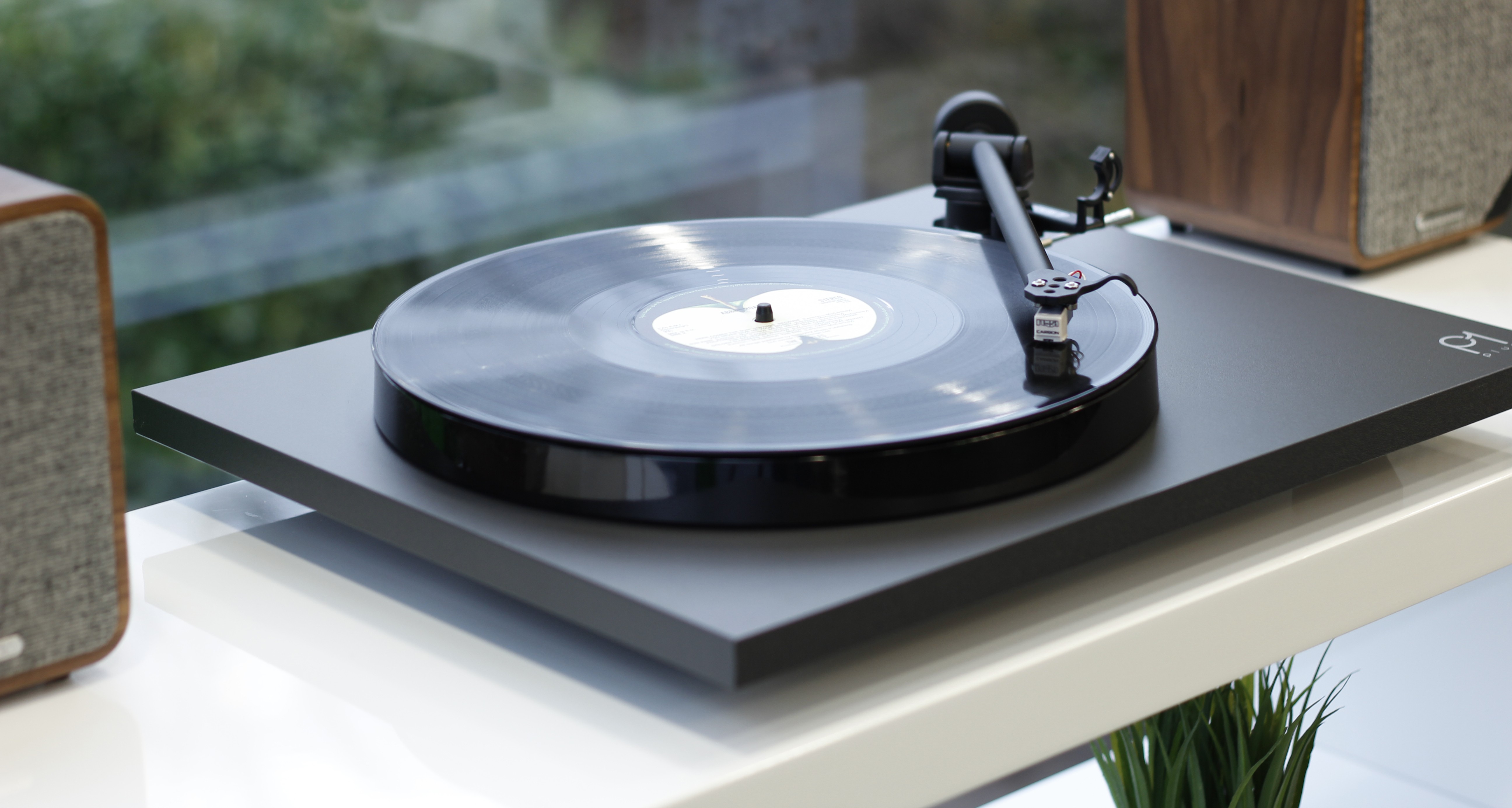 Rega Planar 1 lifestyle