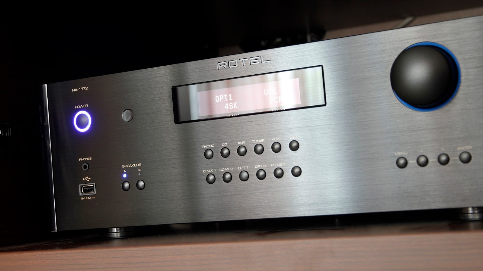 Rotel RA-1572 MKII