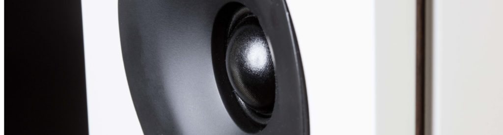 System Audio Legend 60 Silverback trådløs høyttaler med Stereo HUB