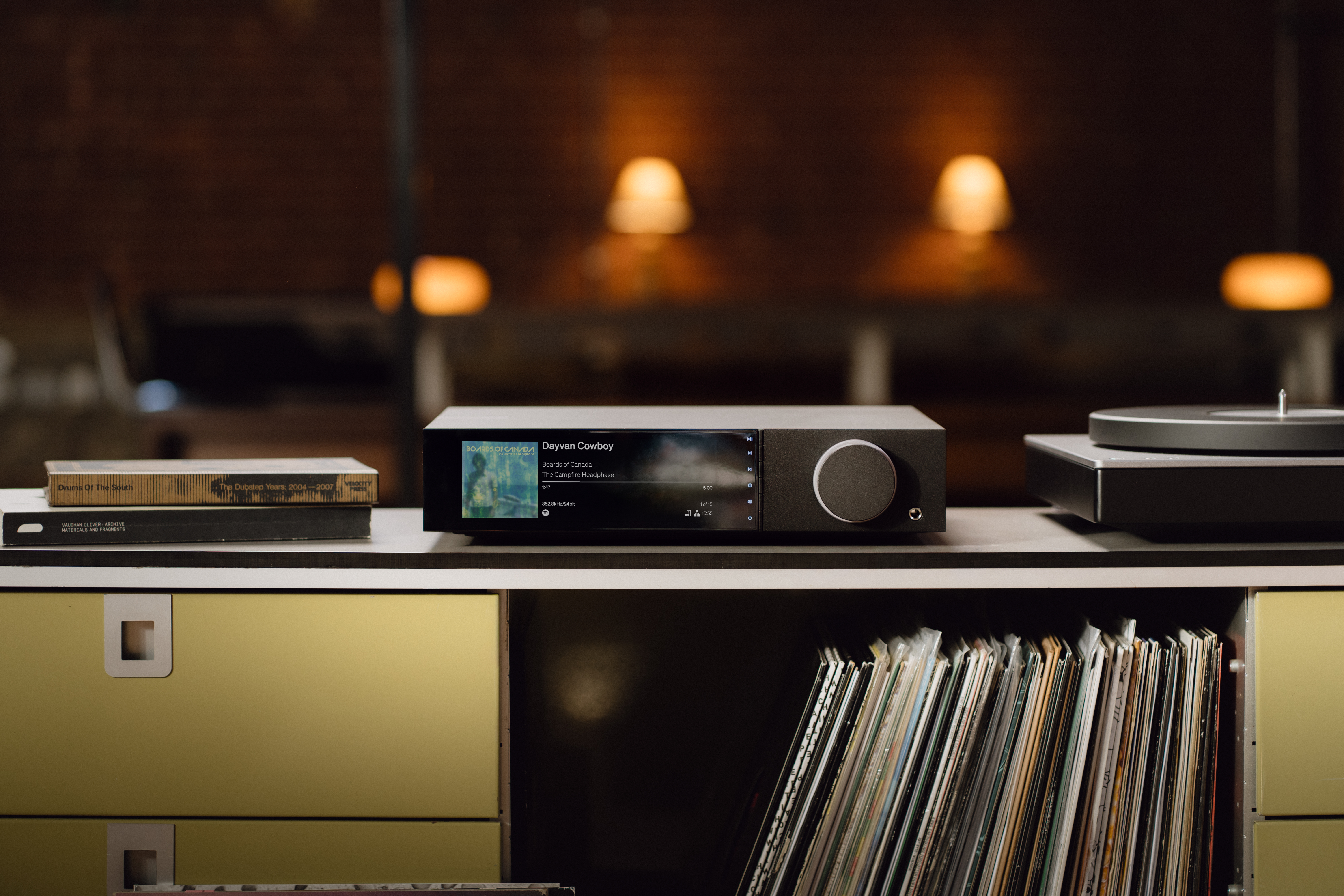 Cambridge evo 300 streaming forsterker nyhet lifetsyle bilde i stue